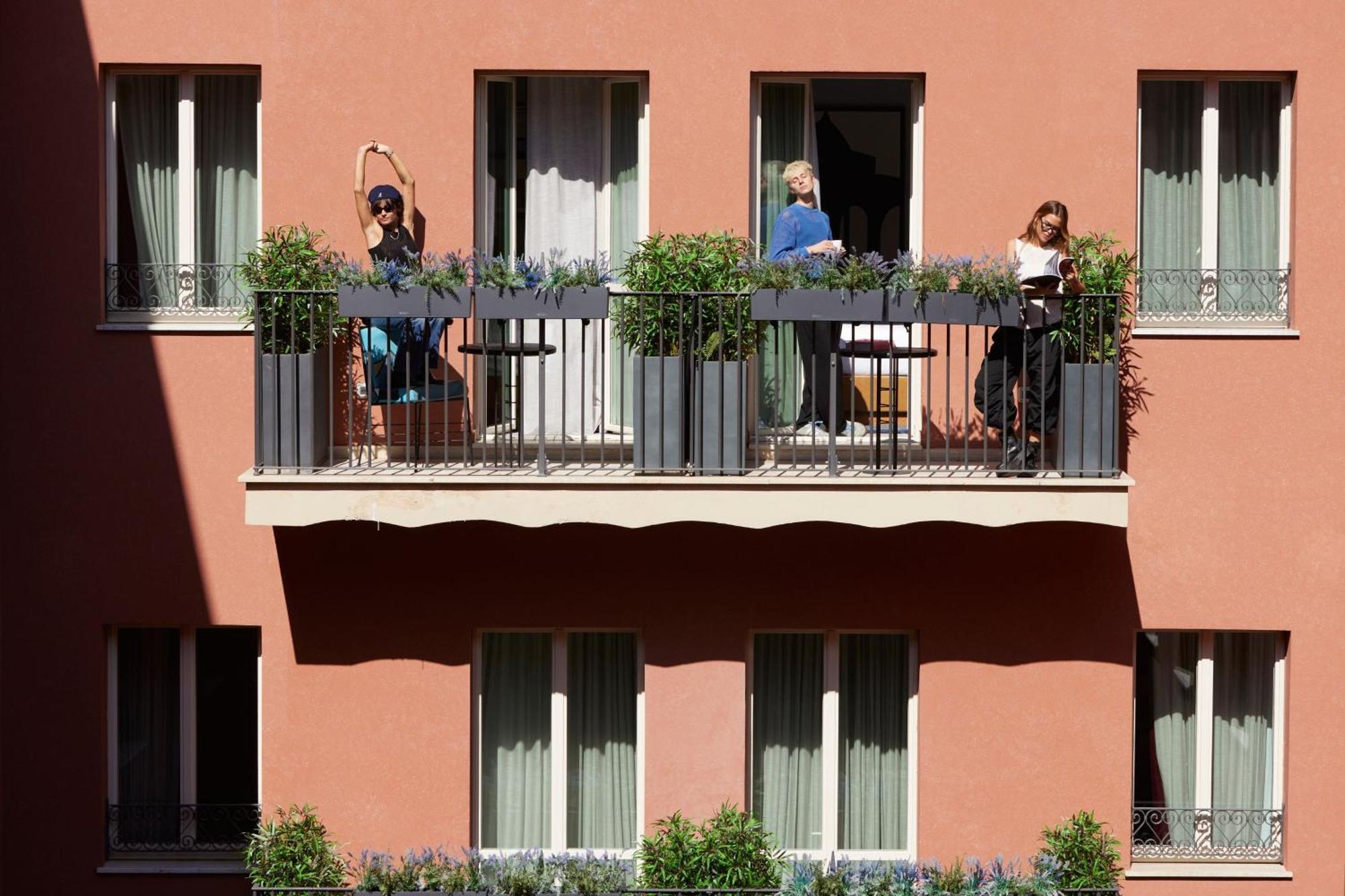 Hotel W Roma Esterno foto