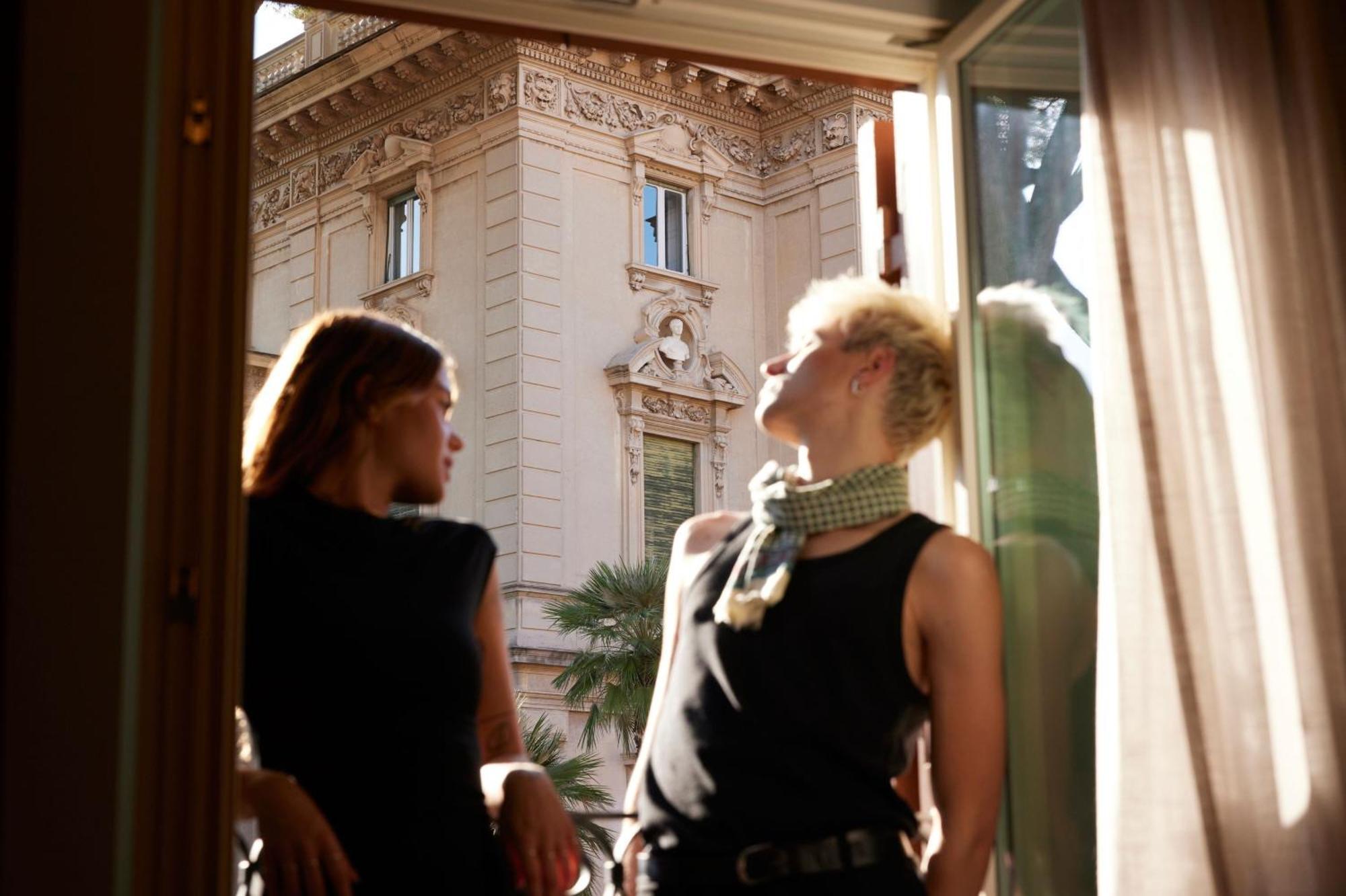 Hotel W Roma Esterno foto